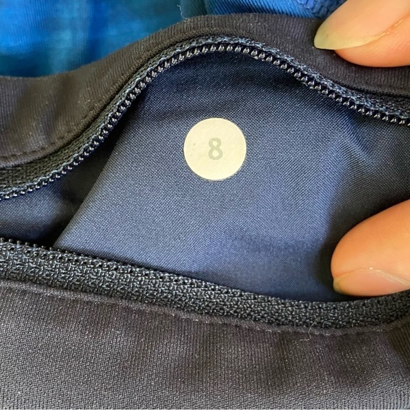 Lululemon Pace Pusher Crop Luxtreme
Brush Strokes Harbor Blue Menthol Deep Navy - Picture 8 of 11